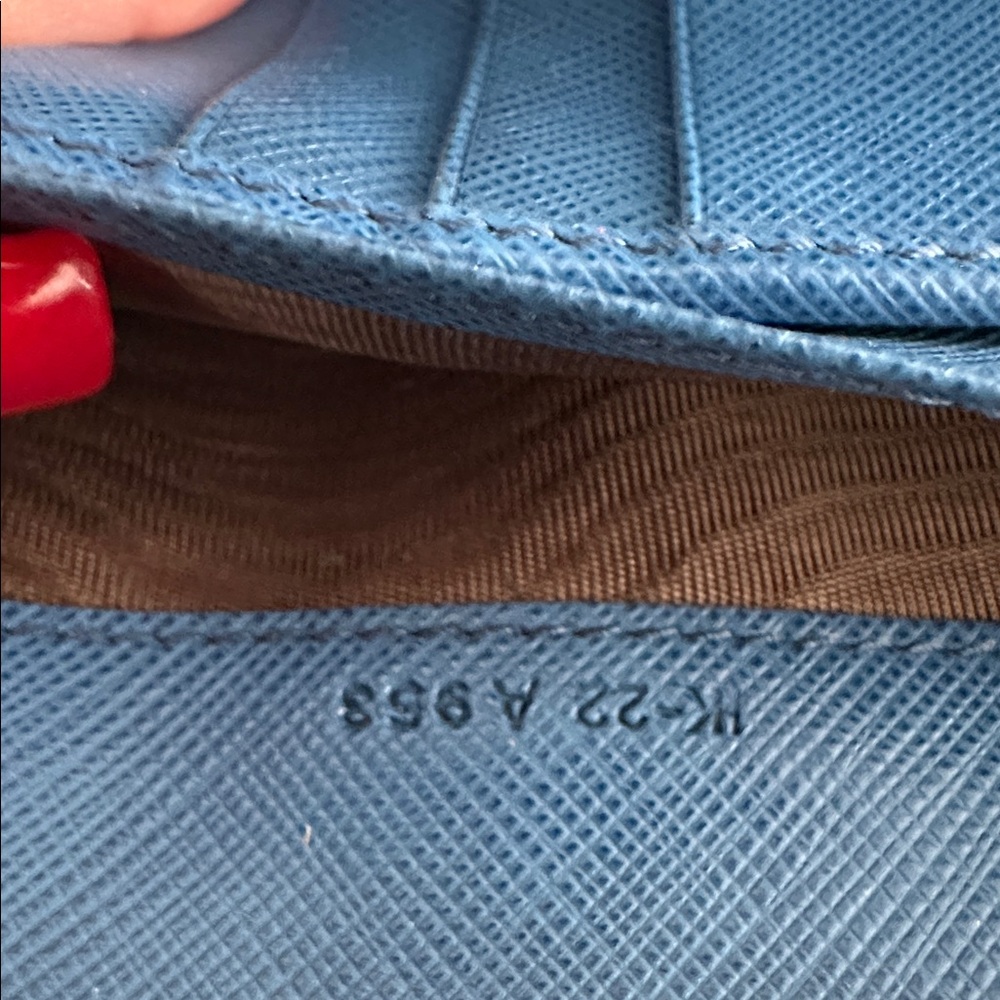 Ferragamo blue wallet bow pristine vintage trifold zip coin storage - Picture 4 of 13